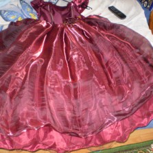 платье нарядное-на выпускной