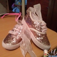 кеды , мокасины