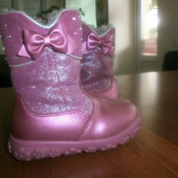 Зимние сапожки на наткральной цегейке 24размер