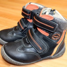 Ботинки демисезонные для мальчика.