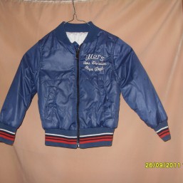 Курточка двухсторонняя