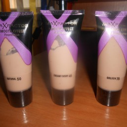 Тональный крем Max Factor Smooth Effect Foundation 