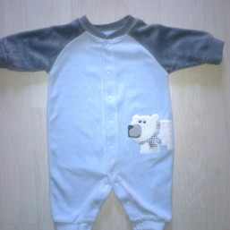 Человечки Carter's на мальчика 3 мес. и Сhicco 56р