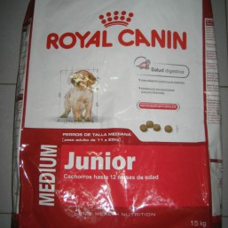 корм для собак Royal Canin Medium Junior