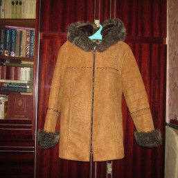 Кожаная дубленка на цигейке (разм.48)