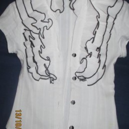 блузка с жабо 122р.