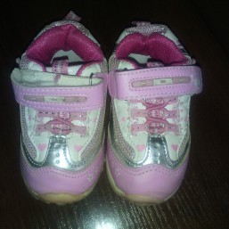 Кроссовочки 21р.