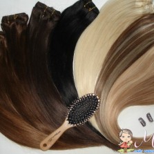 Натуральные волосы на заколках