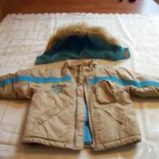 Продам демисезонную куртку Motion wear