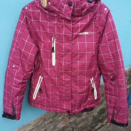 Куртка теплая!!