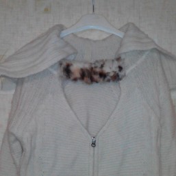 Гламурная кофточка с мехом кролика