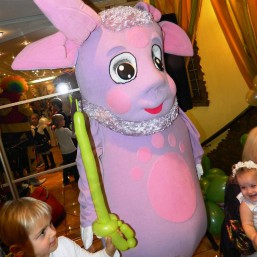 Лунтик на день рождения