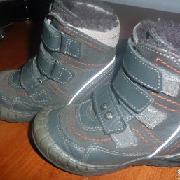 зимние сапоги -кожа