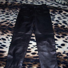 Кожаные женские брюки