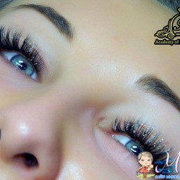 ресницы с декором быстро . носка 3-6 недель. качество