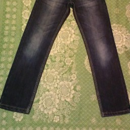 Продаю мужские подростковые джинсы