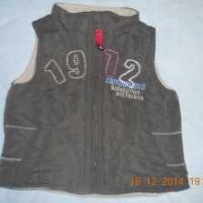 Жилет теплый на флисе на мальчика