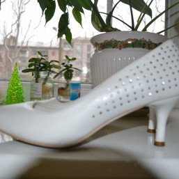 Свадебные туфли- низкий каблук