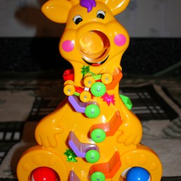 Игрушка Веселый жирафик возможен торг