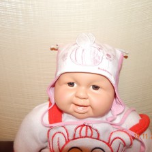 Шапочка на девочку 