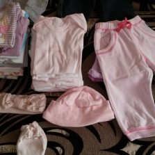 фирменные вещи После одного ребенка. Настоящая  находка для вашей малышки...недорого. 