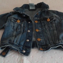 Джинсовая куртка