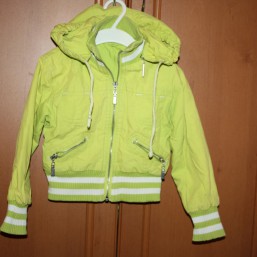 Весенняя курточка (Ветровка на девочку 2-3 года (98-104))