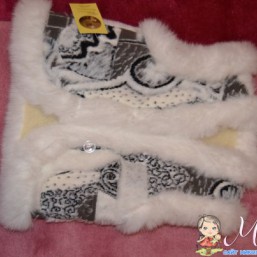 теплая жилетка 