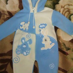 человечик с капюшоном