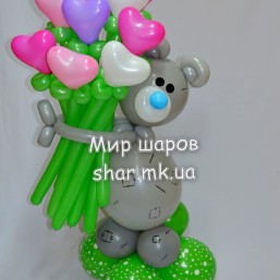 Мишка Тед с букетом сердец