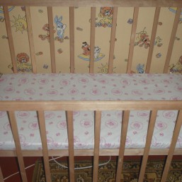 Кроватка детская