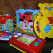 Игрушки