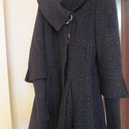 Пальто стильное