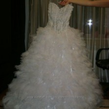 платье шикарное!