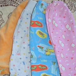 Ползуночки по 5 грн. 0-6 мес.