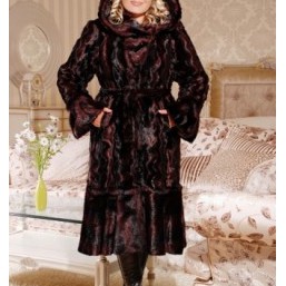 Продается недорого длинная шубка под норку Санта