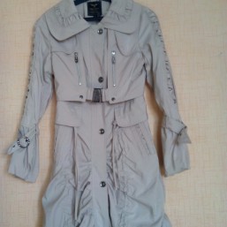 Новый теплый плащ, р S 