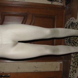 Бежевые леггинсы