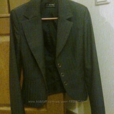 Женский пиджак 