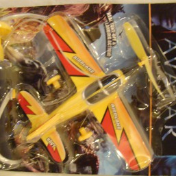 Самолет с дистанционным управлением