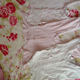 детские вещи,символический обмен.