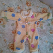 Костюмчик в крупный горошек