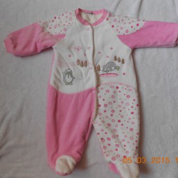 весенний человечек на девочку