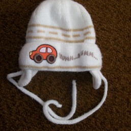 Теплая шапочка для мальчика