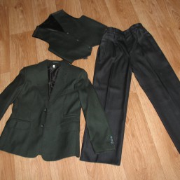 Школьный костюм тройка