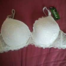 Бюстгальтеры