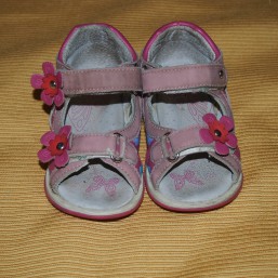 Босоножки кожа размер 21 по стельке 13см