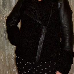 Куртка кожаная-жилетка