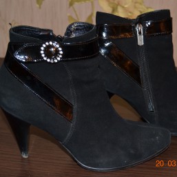 Ботиночки 2 в 1 ,замша,38 р 