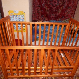продам детскую кроватку